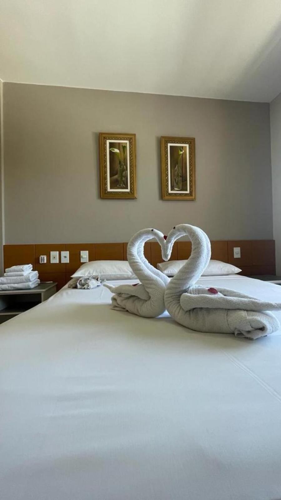 Caldas Novas, Golden Dolphin Grand Hotel, Quarto Sala Cozinha Aconchegante, Ap 361 Bagian luar foto